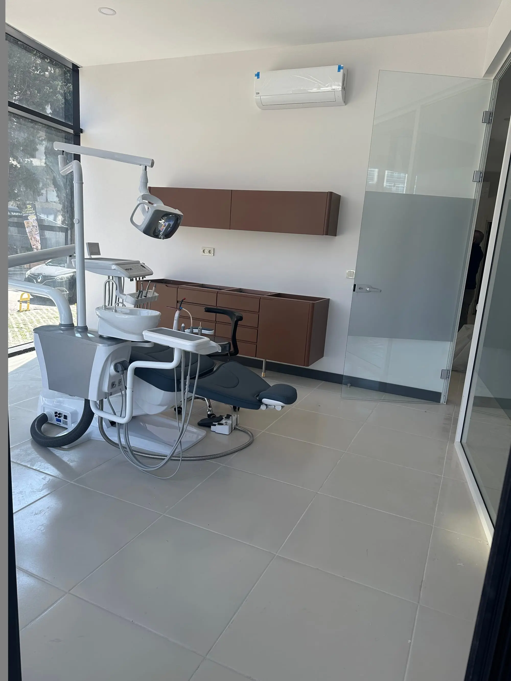 Özel Cevizli Diş Kliniği — Görsel 1